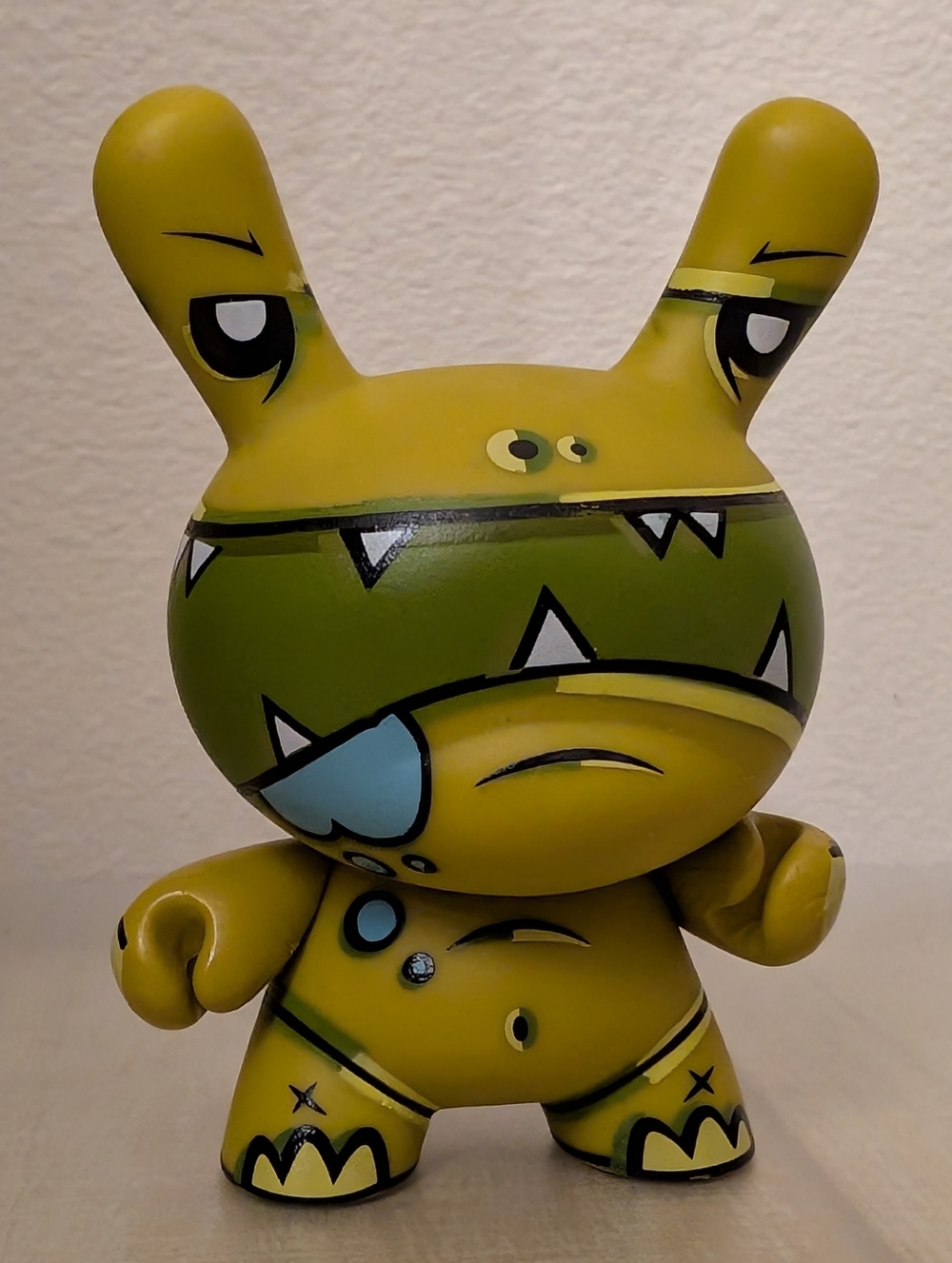 Vintage 2006 Kidrobot Dunny Series 3 "The Exterminator"